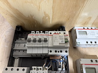 Partij groepenkast componenten w.o. diverse schakelaars abb, eaton, schneider electric - afbeelding 14 van  17