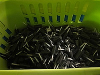 Partij grondstoffen en verpakkingsmaterialen - afbeelding 6 van  32