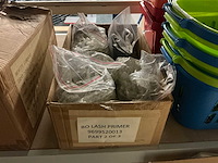 Partij grondstoffen en verpakkingsmaterialen - afbeelding 7 van  32