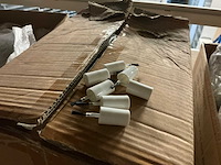 Partij grondstoffen en verpakkingsmaterialen - afbeelding 8 van  32