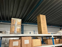 Partij grondstoffen en verpakkingsmaterialen - afbeelding 31 van  32