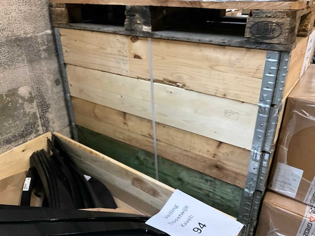 Partij groz accu vetspuiten incl reserve accu's en laders - afbeelding 1 van  2