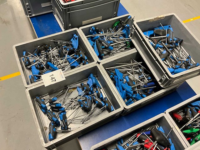 Partij haakse torx-/ inbussleutels - afbeelding 1 van  4