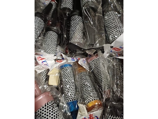 Partij haarborstels in de mix geleverd 50 stuks loc h - afbeelding 4 van  11