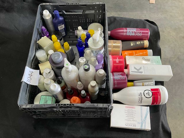 Partij haarverzorgingsproducten - afbeelding 2 van  2