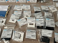 Partij hager installatiemateriaal, ca 54 verpakkingen - afbeelding 5 van  6