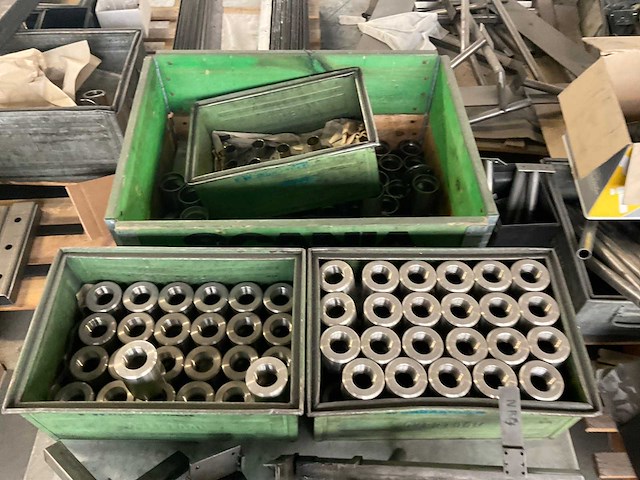 Partij halffabricaat en divers - afbeelding 12 van  16