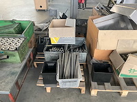 Partij halffabricaat en divers - afbeelding 13 van  16