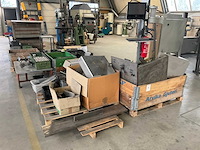 Partij halffabricaat en divers - afbeelding 1 van  16