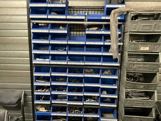 Partij halffabricaat en divers - afbeelding 10 van  30