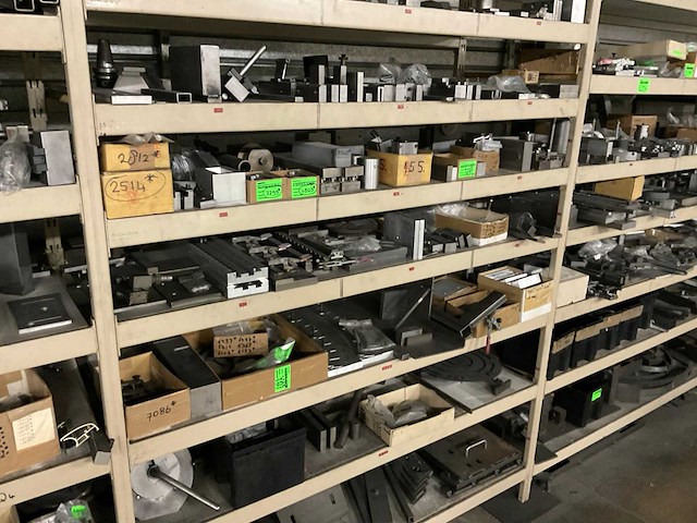 Partij halffabricaat en divers - afbeelding 25 van  30