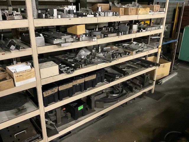 Partij halffabricaat en divers - afbeelding 28 van  30