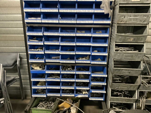 Partij halffabricaat en divers - afbeelding 9 van  30