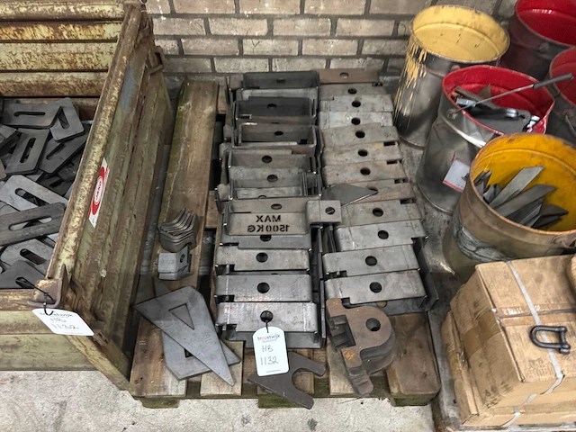 Partij halffabricaat materiaal - afbeelding 9 van  12