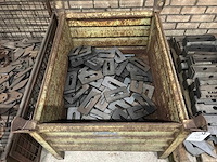 Partij halffabricaat materiaal - afbeelding 10 van  12