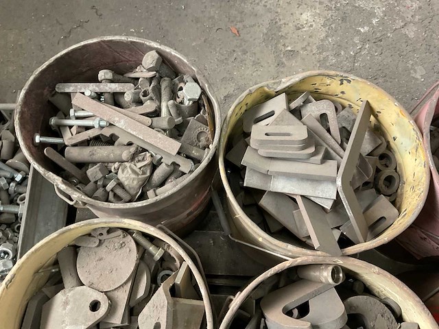 Partij halffabricaat - afbeelding 2 van  15