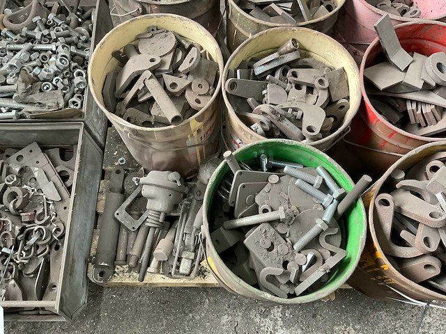 Partij halffabricaat - afbeelding 3 van  15