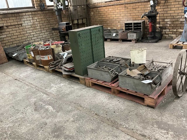 Partij halffabricaat - afbeelding 1 van  15