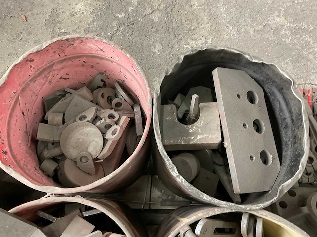 Partij halffabricaat - afbeelding 15 van  15