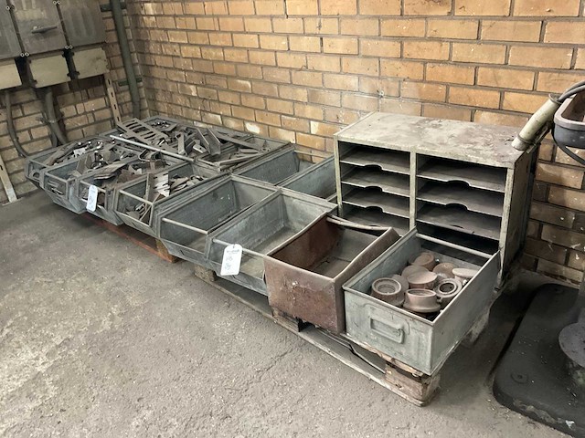 Partij halffabricaat - afbeelding 1 van  6