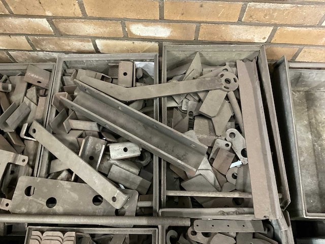 Partij halffabricaat - afbeelding 4 van  6