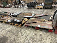 Partij halffabrikaat grondbak - afbeelding 1 van  7