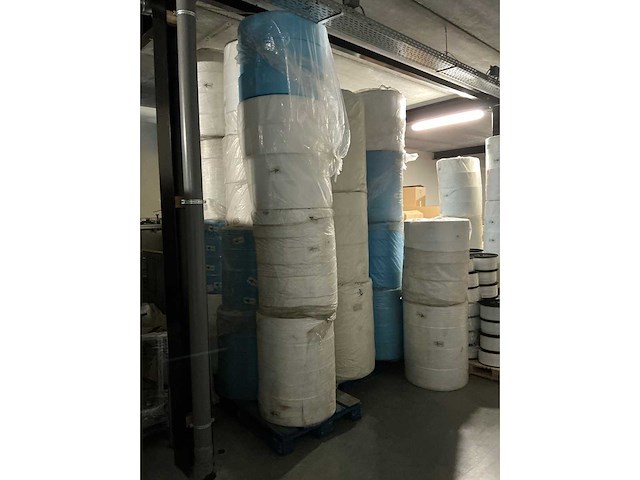 Partij halffabrikaat op rol (240x) - afbeelding 2 van  8