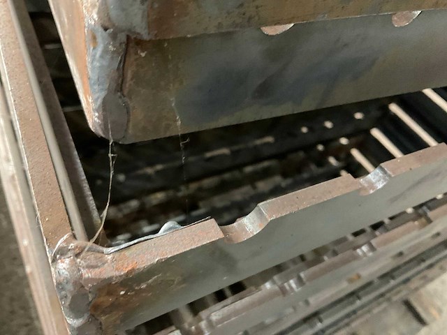 Partij halffabrikaat stalroosters - afbeelding 5 van  7