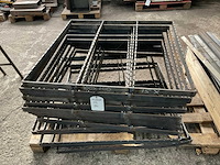 Partij halffabrikaat stalroosters - afbeelding 6 van  7