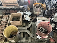 Partij halffabrikaten/aanbouwdelen - afbeelding 6 van  8