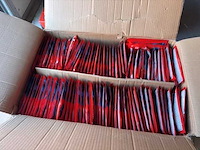 Partij hand, voet & bodywarmers (2500x) - afbeelding 14 van  20