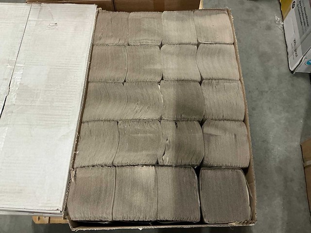 Partij handdoek zz-vouw 1 laags recycled 23x25cm 20x250 vel (80x) - afbeelding 3 van  5