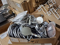 Partij handdouches met slang - afbeelding 1 van  9