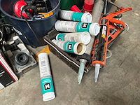 Partij handgereedschap & accessoires - afbeelding 2 van  2