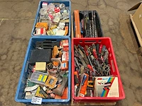 Partij handgereedschap en bouwmaterialen w.o. hilti, fisher, ferm