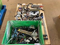 Partij handgereedschap en bouwmaterialen w.o. makita, stanley