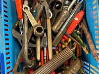 Partij handgereedschap en bouwmaterialen - afbeelding 5 van  7