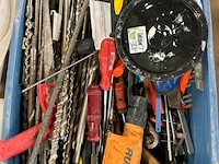 Partij handgereedschap en bouwmaterialen - afbeelding 3 van  7