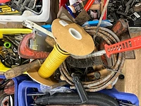 Partij handgereedschap en bouwmaterialen - afbeelding 6 van  8