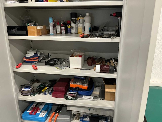 Partij handgereedschap en divers met manitan werkplaatskast - afbeelding 2 van  9