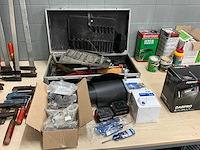 Partij handgereedschap en divers - afbeelding 1 van  9