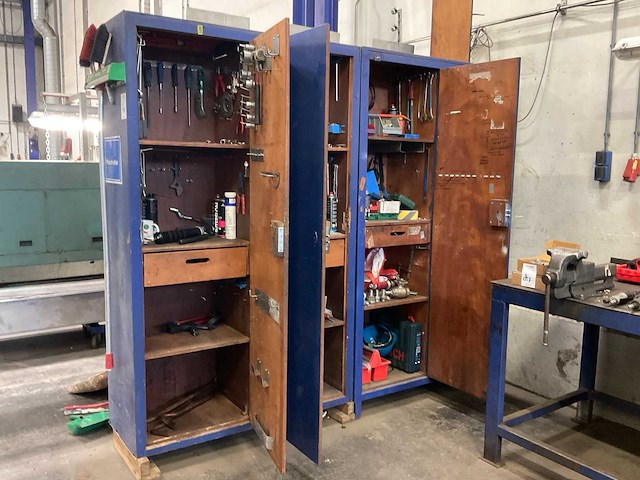 Partij handgereedschap en divers - afbeelding 1 van  13