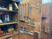 Partij handgereedschap en divers - afbeelding 2 van  17