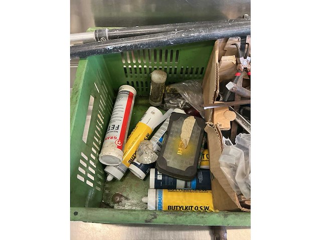 Partij handgereedschap en toebehoren - afbeelding 2 van  7
