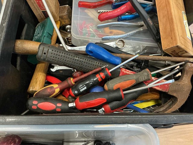 Partij handgereedschap en toebehoren - afbeelding 7 van  8