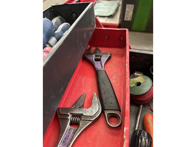 Partij handgereedschap in gereedschapskoffer - afbeelding 6 van  7