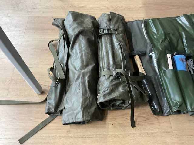 Partij handgereedschap in gereedschapsrollen (3x) - afbeelding 1 van  1