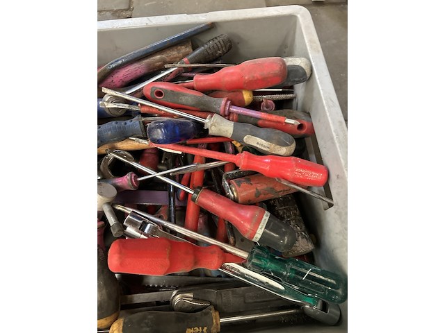 Partij handgereedschap in krat - afbeelding 5 van  7