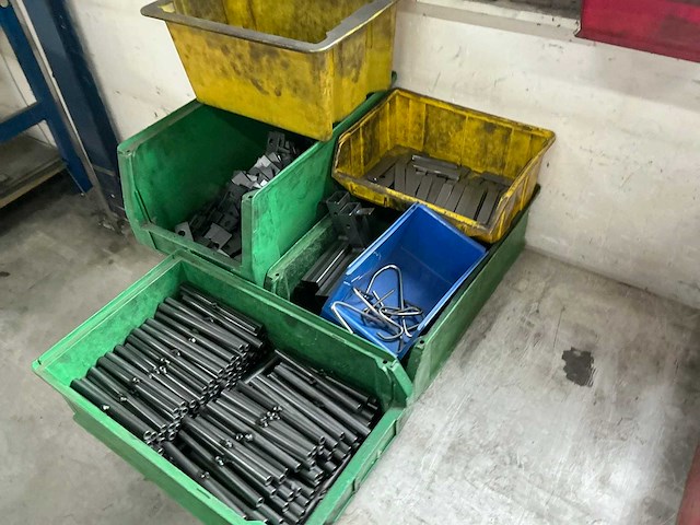 Partij handgereedschap / mallen - afbeelding 17 van  17