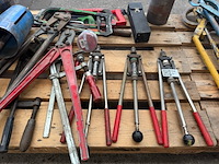 Partij handgereedschap met pijptangen, boutenscharen en trekkers ca. 23x - afbeelding 6 van  7